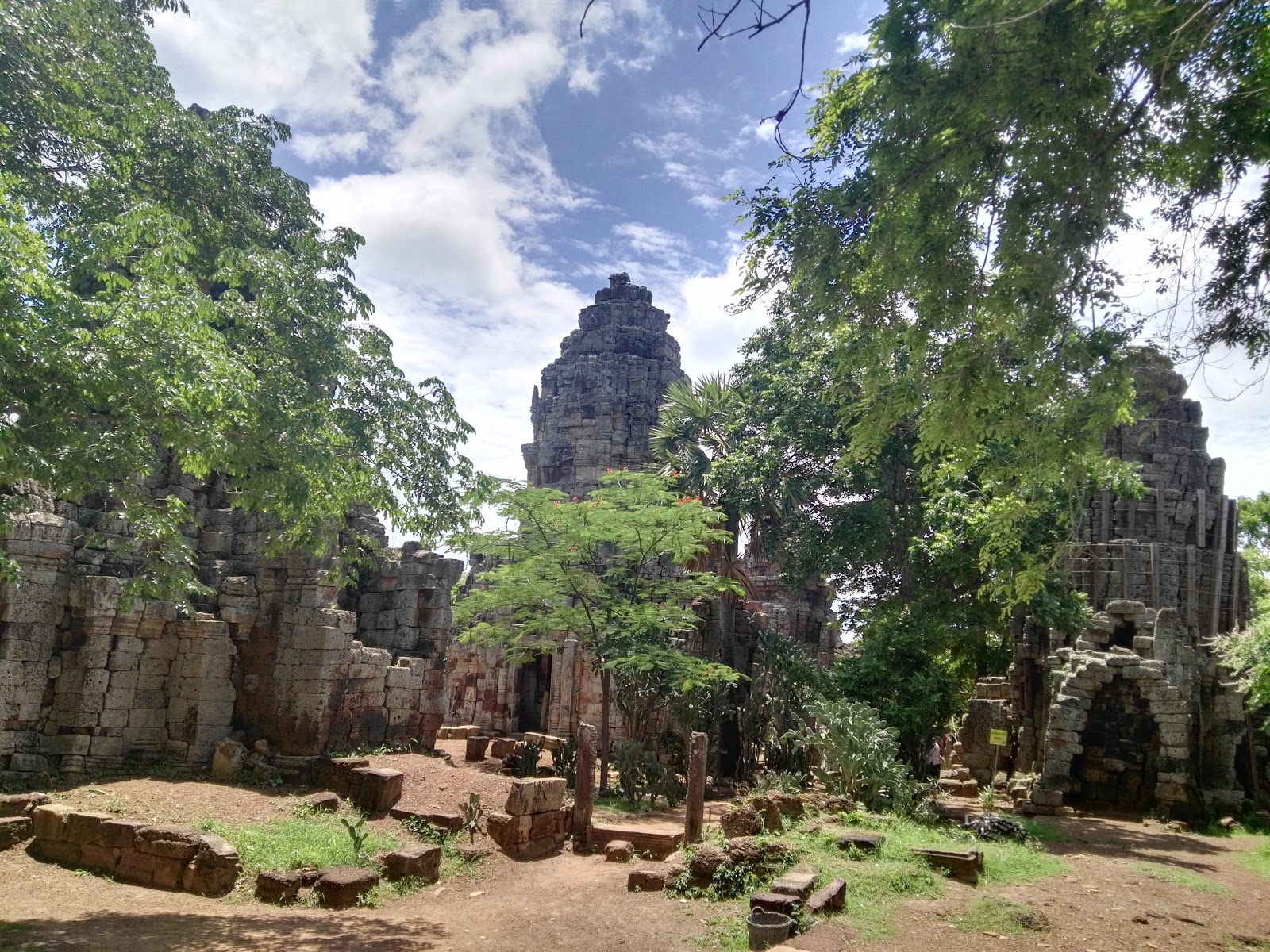 attraction-What to See In Battambang Banan Temple.jpg